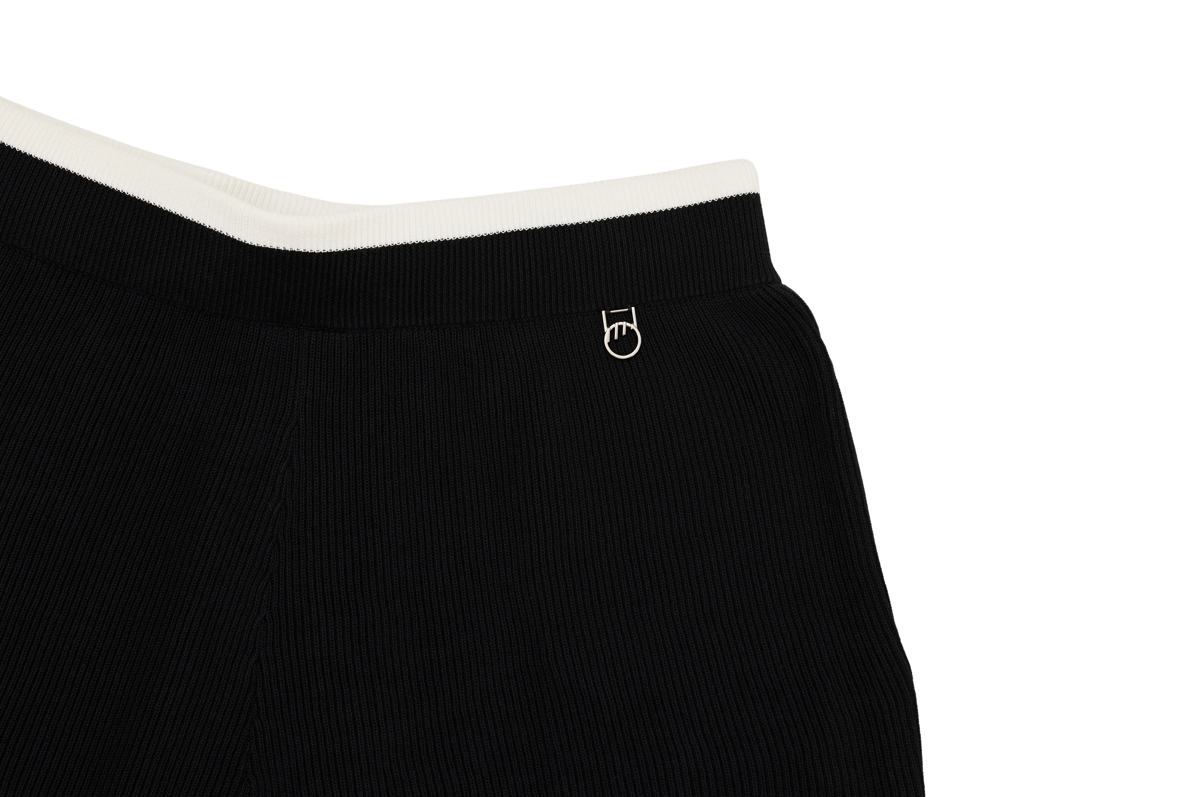 W_ (BLACK) KHALHON' PRINSTRIPE KNIT SHORTS _ 512800699